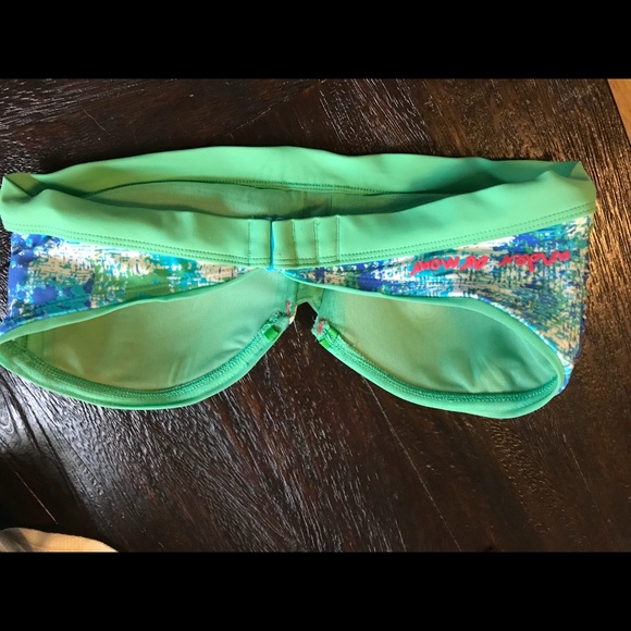Under Armour Swim tube top - Picture 2 of 4